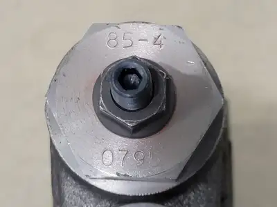 Hydraulic Valve 7F167
