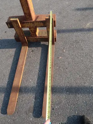 2500 lb Forklift Attachment