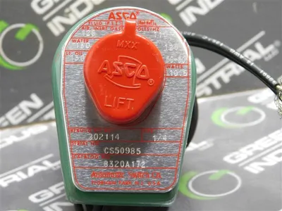 ASCO 8320A172 Red Hat Solenoid Valve New No Box