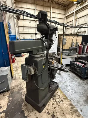 1999 TECHLEADER 5VII knee mills | ListingHippo (4)