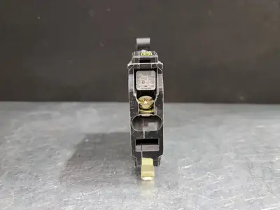 USED SQUARE D QOB115