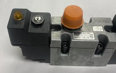 New | in-Stock PARKER L7252832153VXBA Solenoid Valves Ohio US | Surplus Asset Holdings #1247373