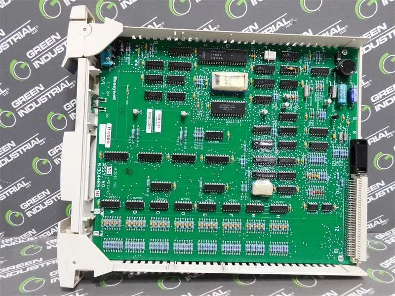 Honeywell 51304485-150 UCN Digital Input Card HDW: S FW: E Used