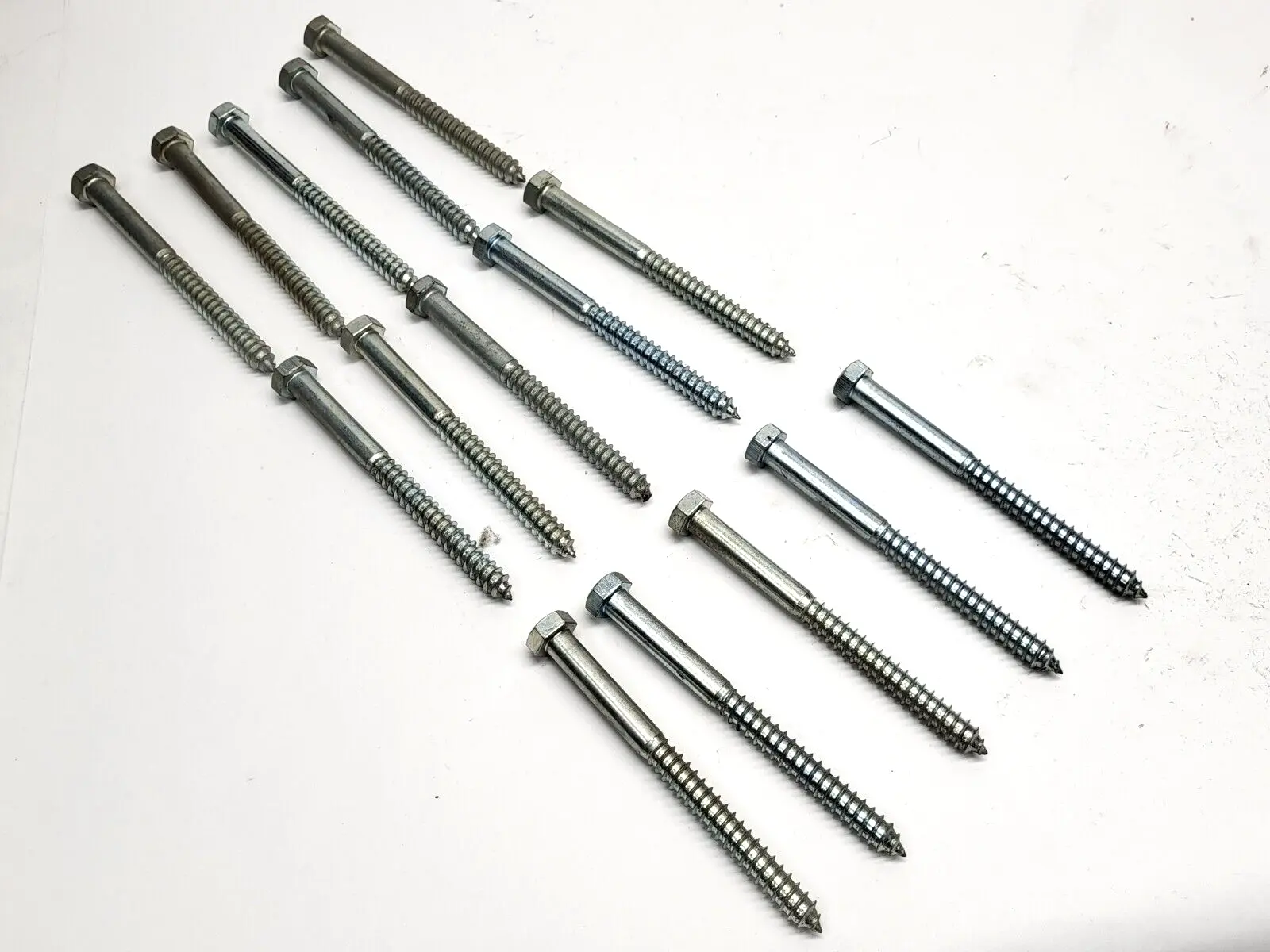 87919445 | Hex Head Lag Screws 1/2 X 6" Zinc  LOT OF 15 - New Other