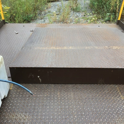 Vestil 99-135-036 Premium Truck Scissor Dock Lift 1440/1740RPM 50/60Hz 3PH 6.5HP