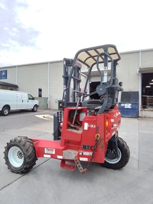 USED 2018 MOFFETT M55