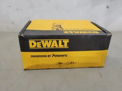 NEW DEWALT 7409SD1