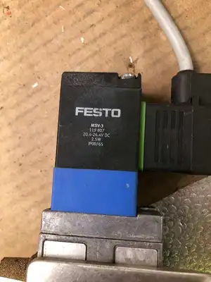 FESTO LR-D-MINI Pressure Regulator w/ MVH-5-1/8-B Solenoid Valve 28-145PSI