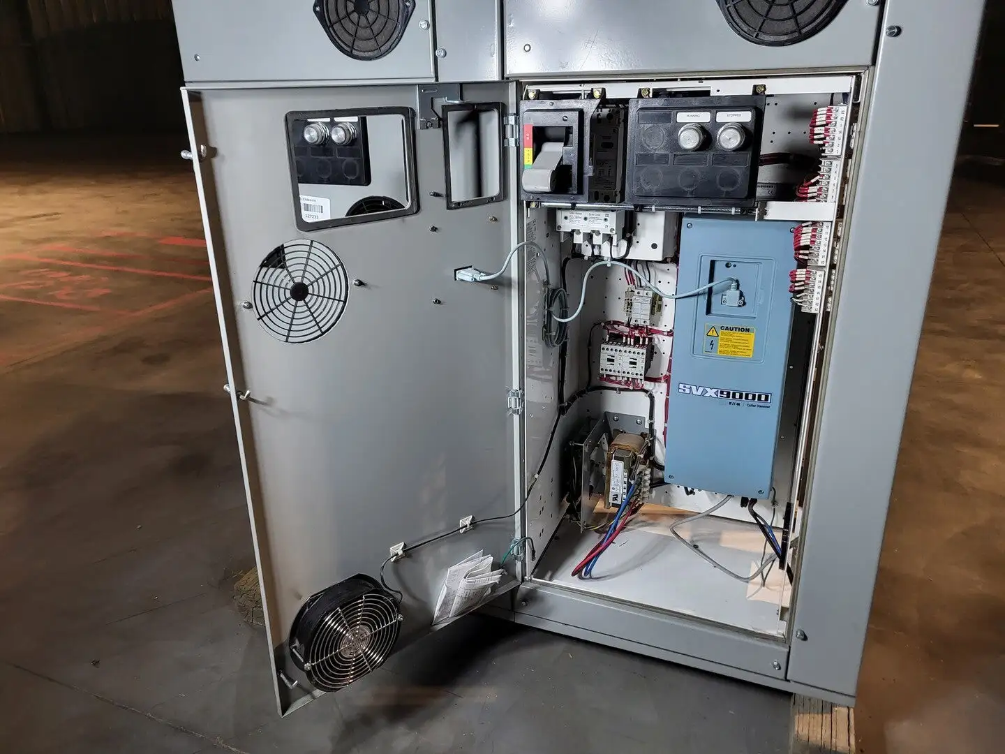 Used EATON SVX005A1-5A4N1 Switchgears British Columbia CA | Lenmark #240150