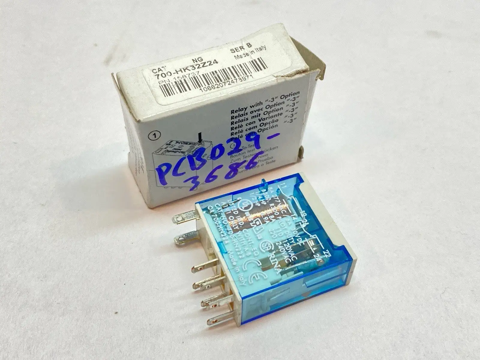 NEW ALLEN-BRADLEY SER B GP SLIM LINE RELAY 8A 24VDC 158737