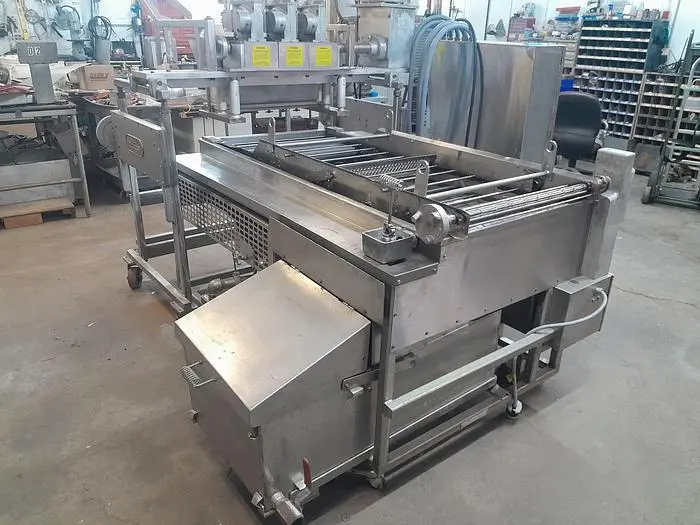 Used BELSHAW CENTRY DD200 / C300 GAS AUTOMATIC CAKE DONUT FRYER LINE Cookers / Coolers / Fryers Tennessee US | BAKE Marketing #392084