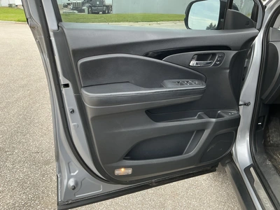 Used 2016 HONDA PILOT SUVs Michigan US | Miedema Asset Management Group #1488135