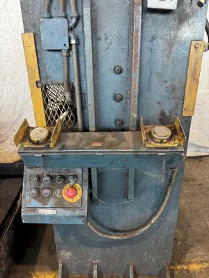 16" X 1" FRANKLIN MANUFACTURING SHEAR/CUT OFF LINE. STOCK # 0665725
