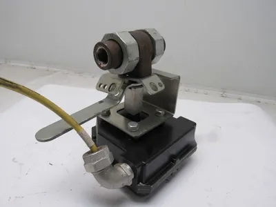 Moniteur Devices FFNB-1120 Watchman Pneumatic Valve Position Transmitter 1/2"NPT
