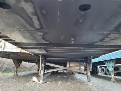 USED 2006 UTILITY 48FT