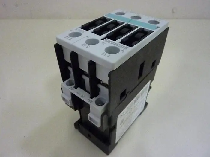 Used SIEMENS 3RA1120-1CA23-0BB4 Starters Michigan US | Ideal Machinery #607899