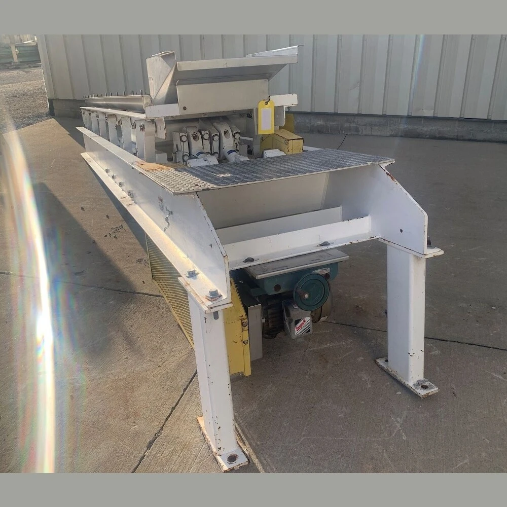 21in Wide x 12ft Long Vibrating Conveyor