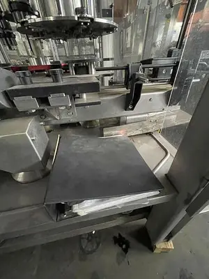 Zalkin 6-head rotary Plastic Capper