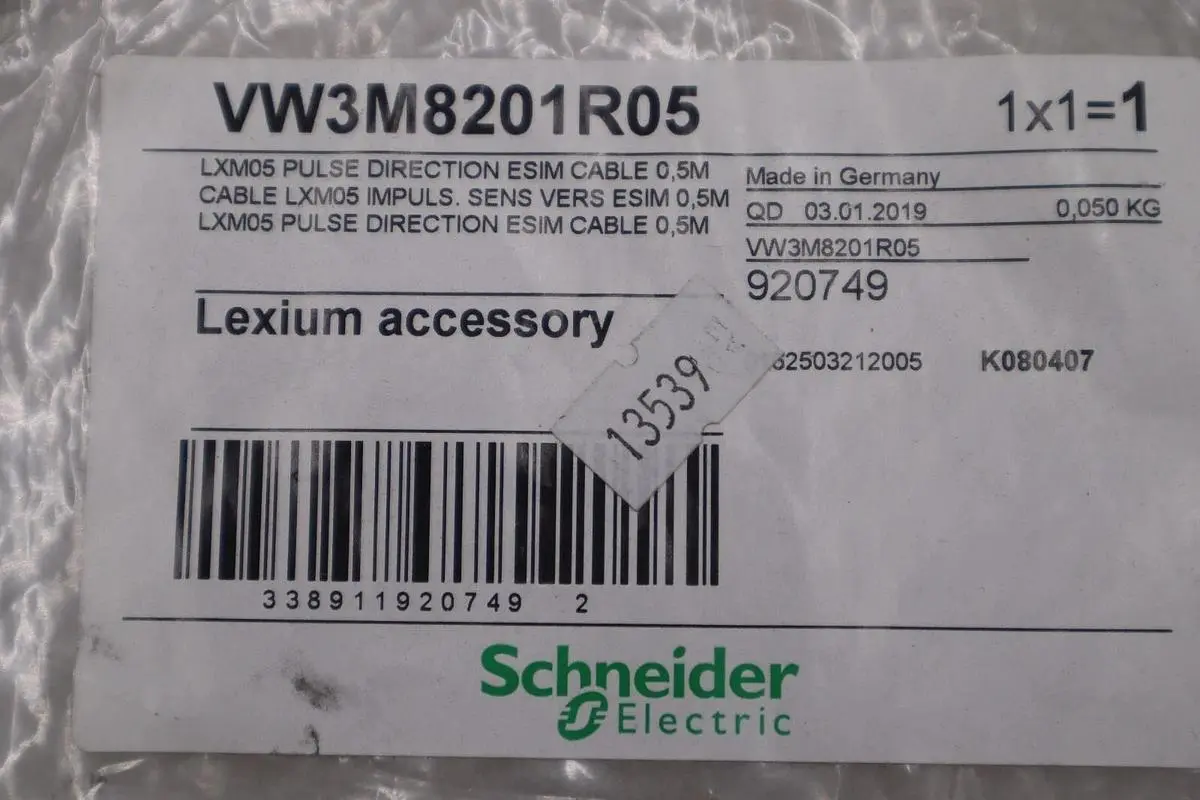 SCHNEIDER ELECTRIC VW3M8201R05 / VW3M8201R05 (BRAND NEW) STOCK K-3749
