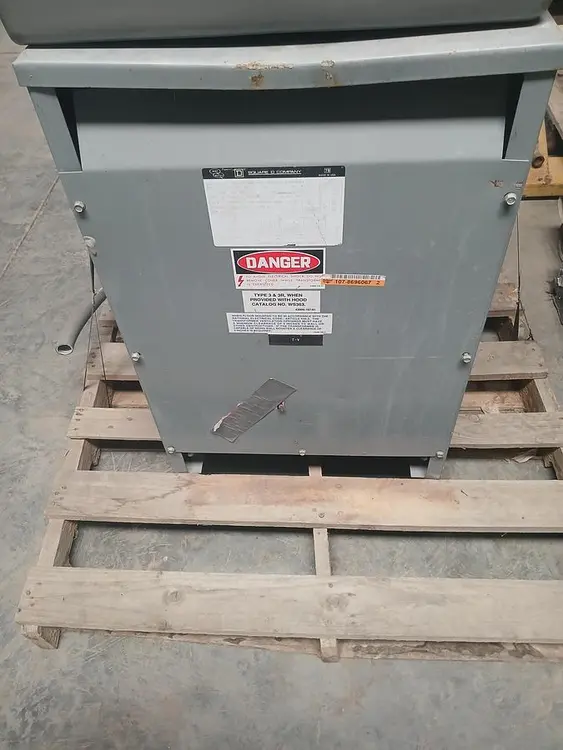 Used SQUARE D 45T3H Transformers Tennessee US | BAKE Marketing #902379