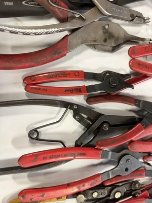 Used _UNKNOWN_ _UNKNOWN_ Pliers Michigan US | Miedema Asset Management Group #1371928