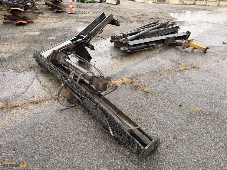 Used CHAMPION GRADER WING WITH MOUNT. Rear Blades Michigan US | Miedema Asset Management Group #1454398