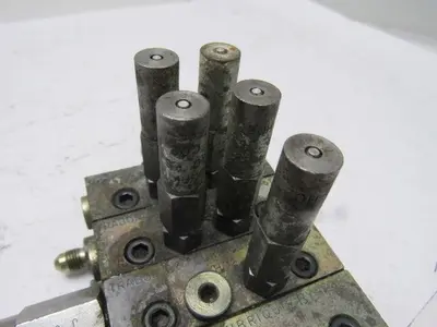 Lubriquip MSP-5T & MSP-5S 3 Station Liquid Divider Auto Lube Manifold Block