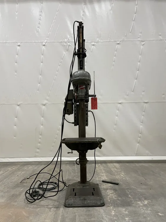 Used DELTA 124-2783 Drills Michigan US | Vander Ziel Machinery Sales #482550