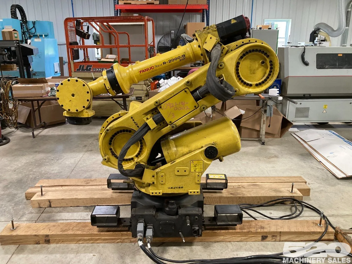 Used 2009 FANUC FANUC R2000IB/210F | Robots