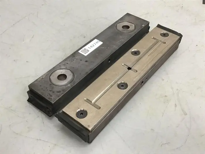 Used VAN DORN 339038 PAIR Injection Molding Parts Michigan US | Ideal Machinery #577166