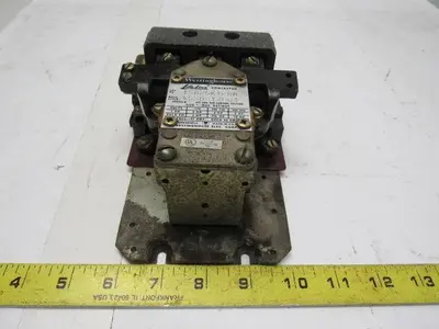 Westinghouse 15825K1BNN Vintage Life Line Contactor Size 1  2 Pole