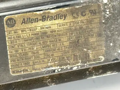 Used Allen-Bradley MPL-B330P-MK74AA, NP 025S-MF1-10-1D1-1S Servo Motors Michigan US | Maverick Industrial Sales #1465237