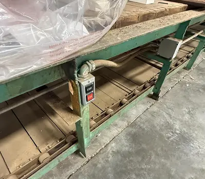 30" WIDE X 75' LONG LONG SLAT-BED CONVEYOR