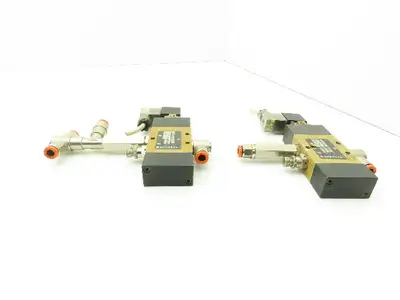 Pneumax 414/2.32.0.12NA.M2 Pneumatic Solenoid Valve 3/2 Pos 110V  Lot of 4