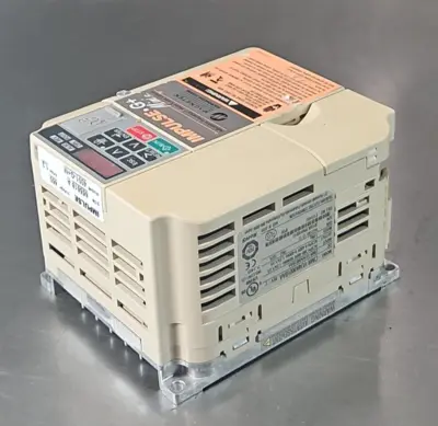 Yaskawa CIMR-VU4A0001BAA Open Chassis Variable Frequency Drive 3 Phase (BIN645)