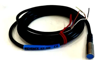 NEW KEYENCE EZ-8M PROXIMITY SWITCH EM8M