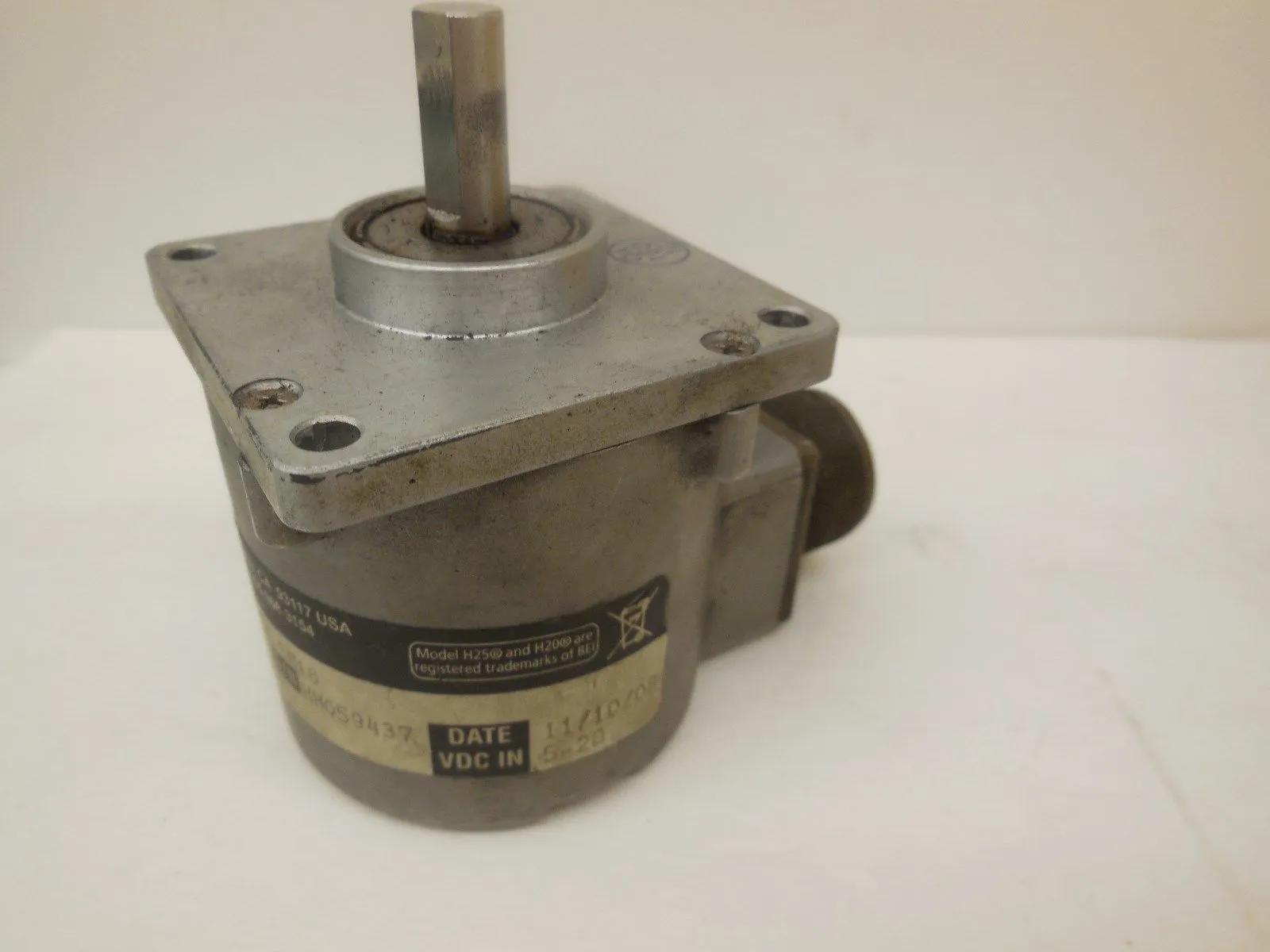 BEI INDUSTRIAL H25D-SS-12GC-S3-CW-SM18 ENCODER