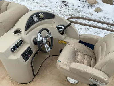 Used 2015 BENTLEY 220 FISH N RIDE Boats (Misc) Michigan US | Miedema Asset Management Group #1693321
