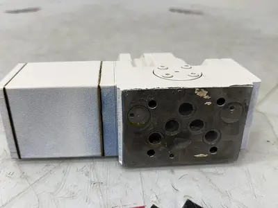 USED MOOG D661-5009