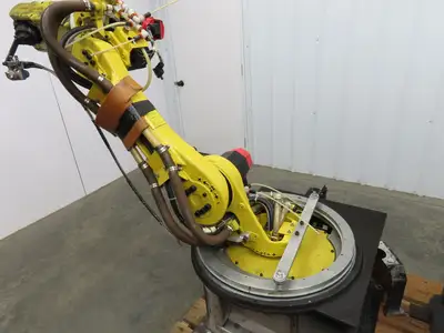 Fanuc M-6I Industrial Robot 6 Axis R-J2 Controller Teach Pendant Spray Head