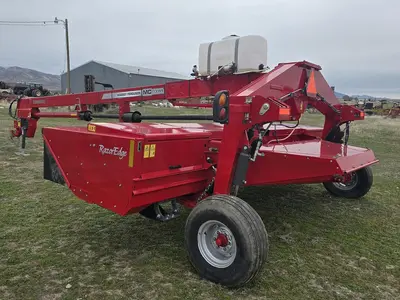USED 2023 MASSEY FERGUSON 1316S