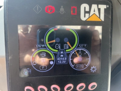 USED 2015 CAT 277D