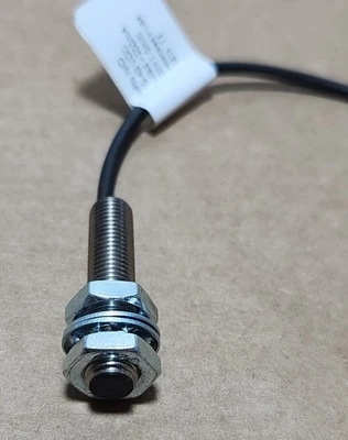NEW Balluff BES 516-343-E3-SP02
