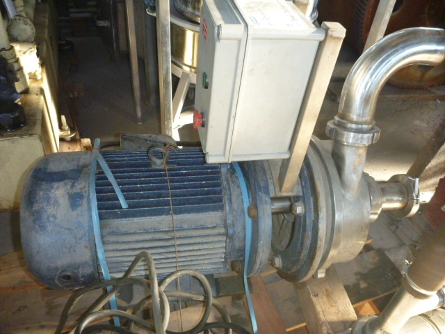 Used _UNKNOWN_ 2.7" X 2.7" Centrifugal Pumps PL | Perry Equipment #121798