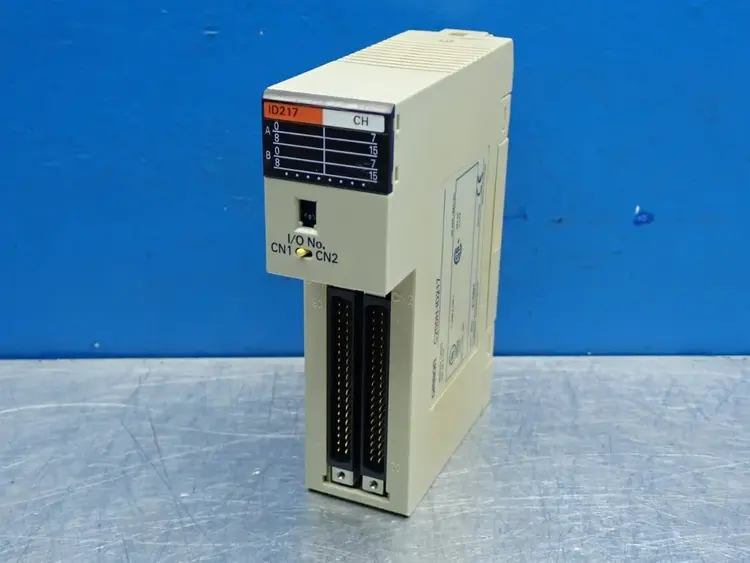 Used OMRON C200HID217 Input / Output Modules | HGR 24 #733426
