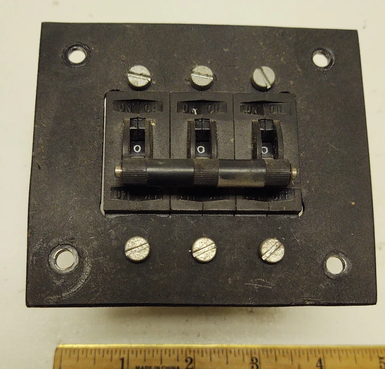 Used Potter & Brumfield W93-X133-10 Circuit Breakers Kentucky US | Edwards Industrial Repair #973605