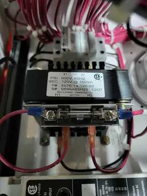 10 hp, 600V, 30A, 3-Ph FVNR Starter Size 1 Bucket for Freedom 2100 MCC Frame