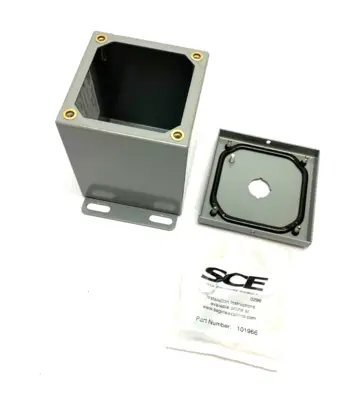 USED SAGINAW CONTROL & ENGINEERING PUSHBUTTON ENCLOSURE 4" X 4" GRAY STEEL