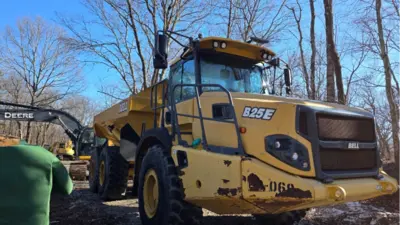 USED 2016 Bell B25E