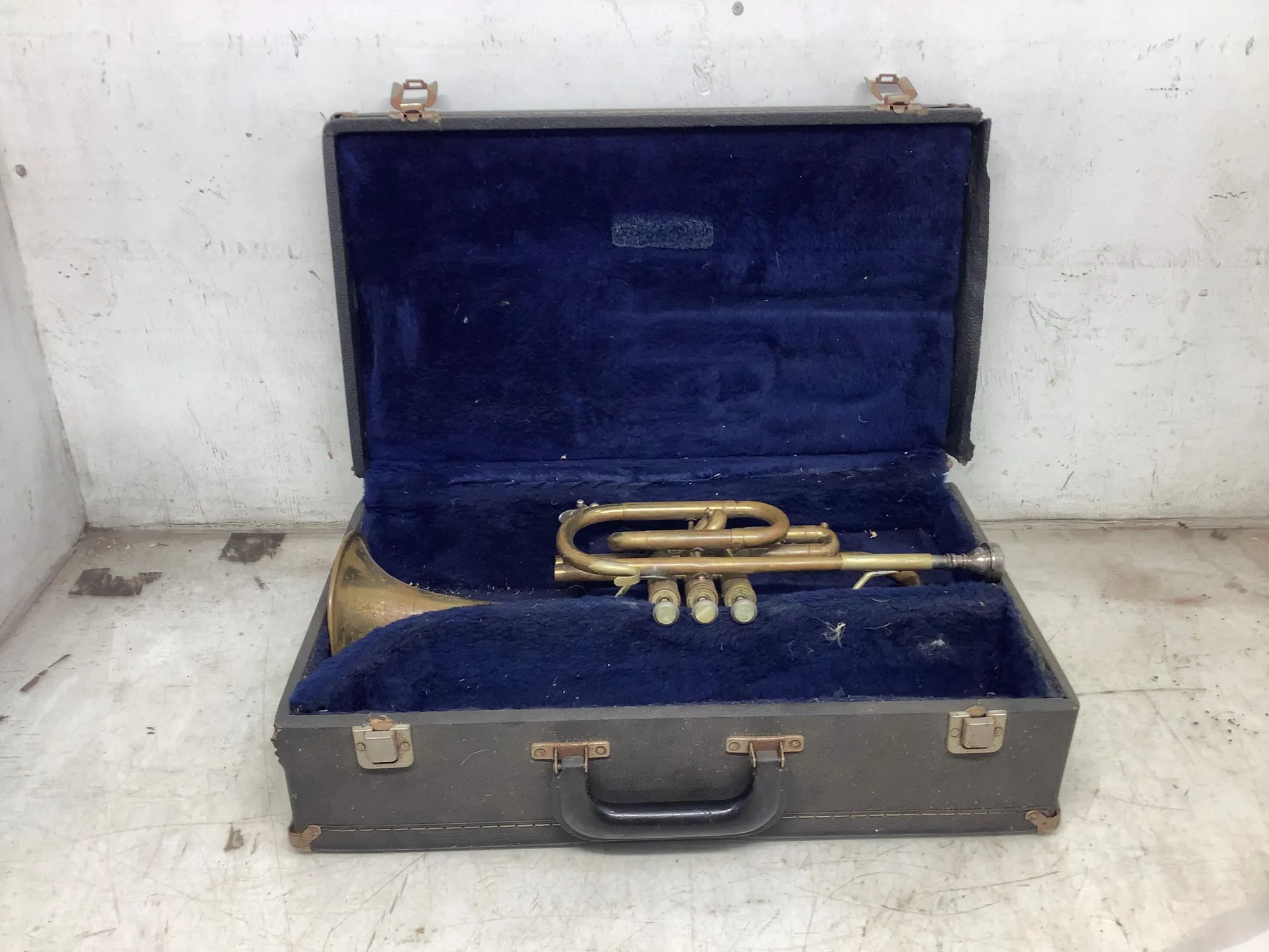 Used _UNKNOWN_ _UNKNOWN_ Musical Instruments & Supplies Michigan US | Miedema Asset Management Group #1423382